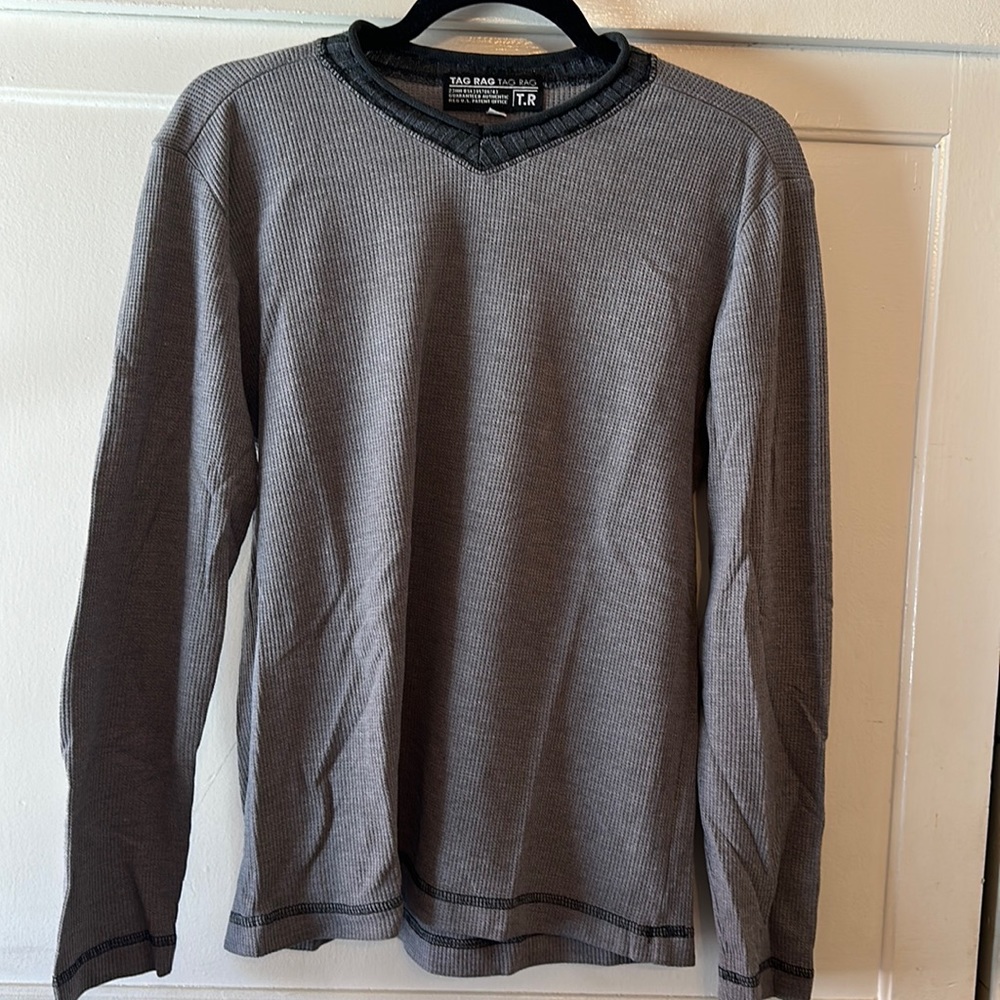 Men’s waffle V-neck jersey with cool accents Tag Rag